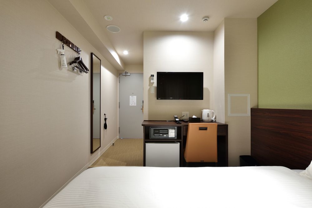 Welina Hotel Honmachi Осака Экстерьер фото