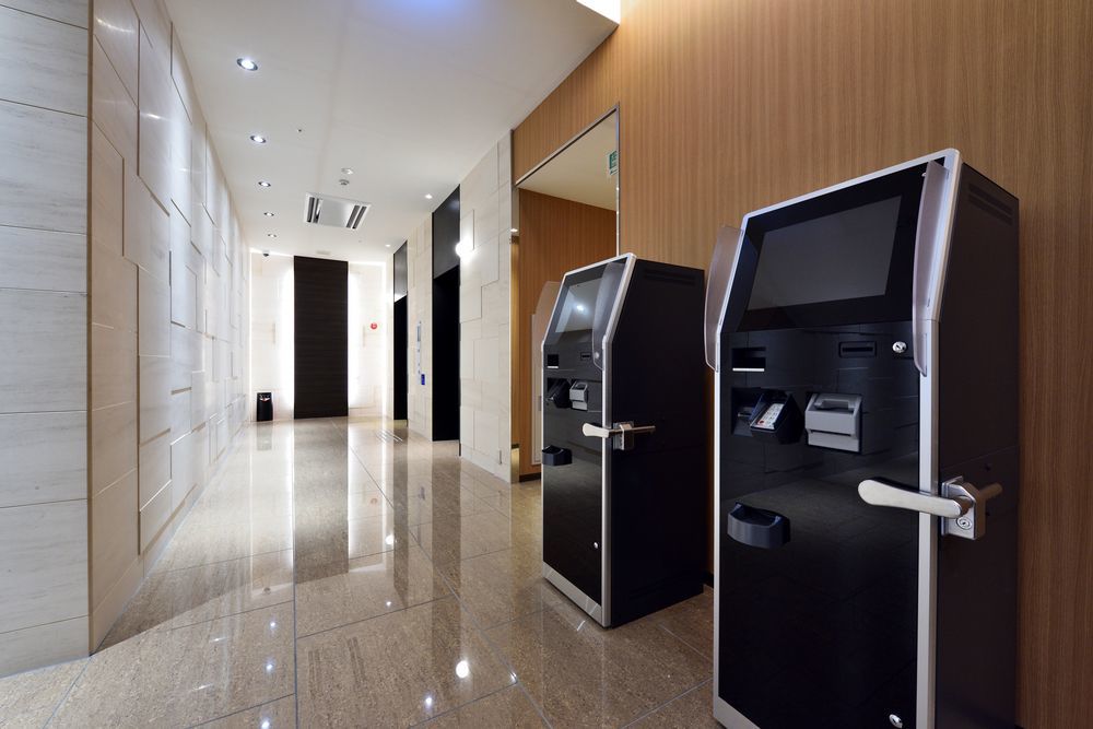 Welina Hotel Honmachi Осака Экстерьер фото