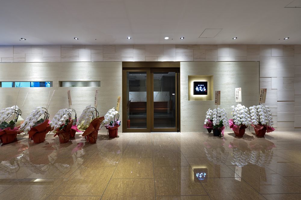 Welina Hotel Honmachi Осака Экстерьер фото